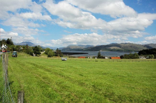 Across the road from Bruaich Cottage is open croft land and a superb view looking down towards Slumbay and Loch Carron. The water's edge is about 5 minutes' easy walk from the cottage.